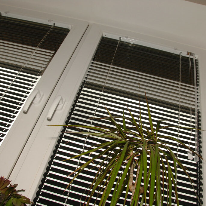 DOMGOS - ŻALUZJE ALUMINIOWE 25mm (10)